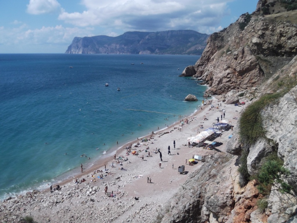 Золотой пляж - морская прогулка